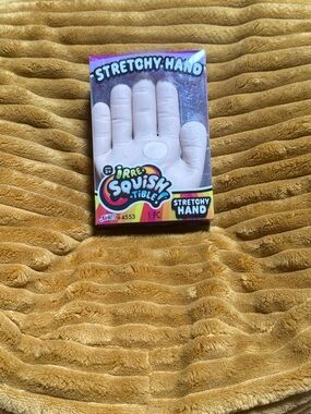 Stretchy Hand Party Favor - Flesh Color